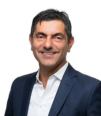 Portrait of Paul Kalloghlian, REALTOR®.